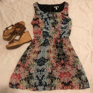 Speechless Brand Floral Dress - Size 9 - NWT